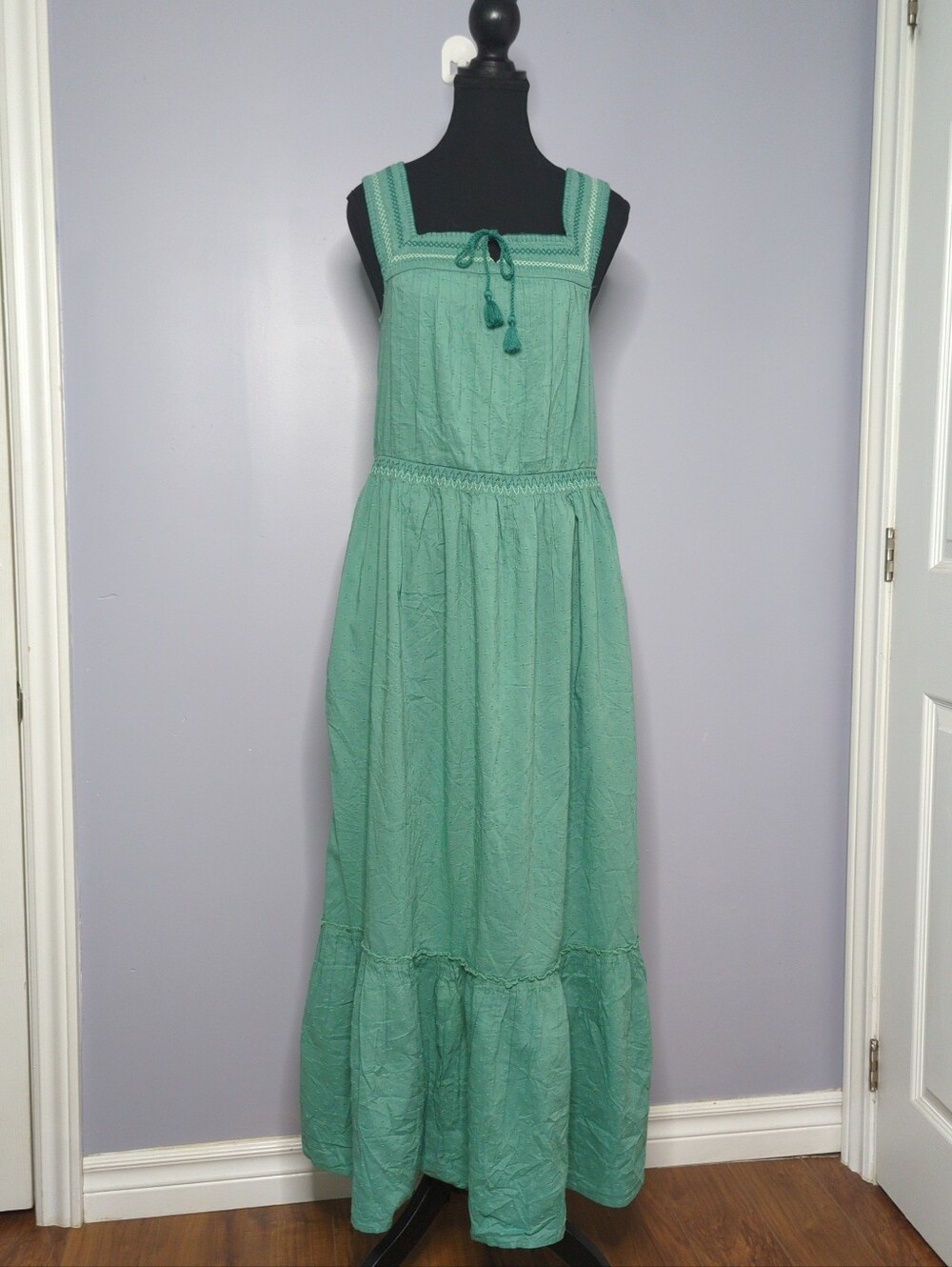 Old Navy NWT Boho Smocked Tiered Maxi Dress Green Square Neck Tassel Tall M